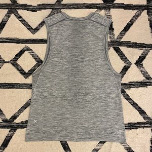 Lululemon Metal Vent Tech Tank - Medium, Silver